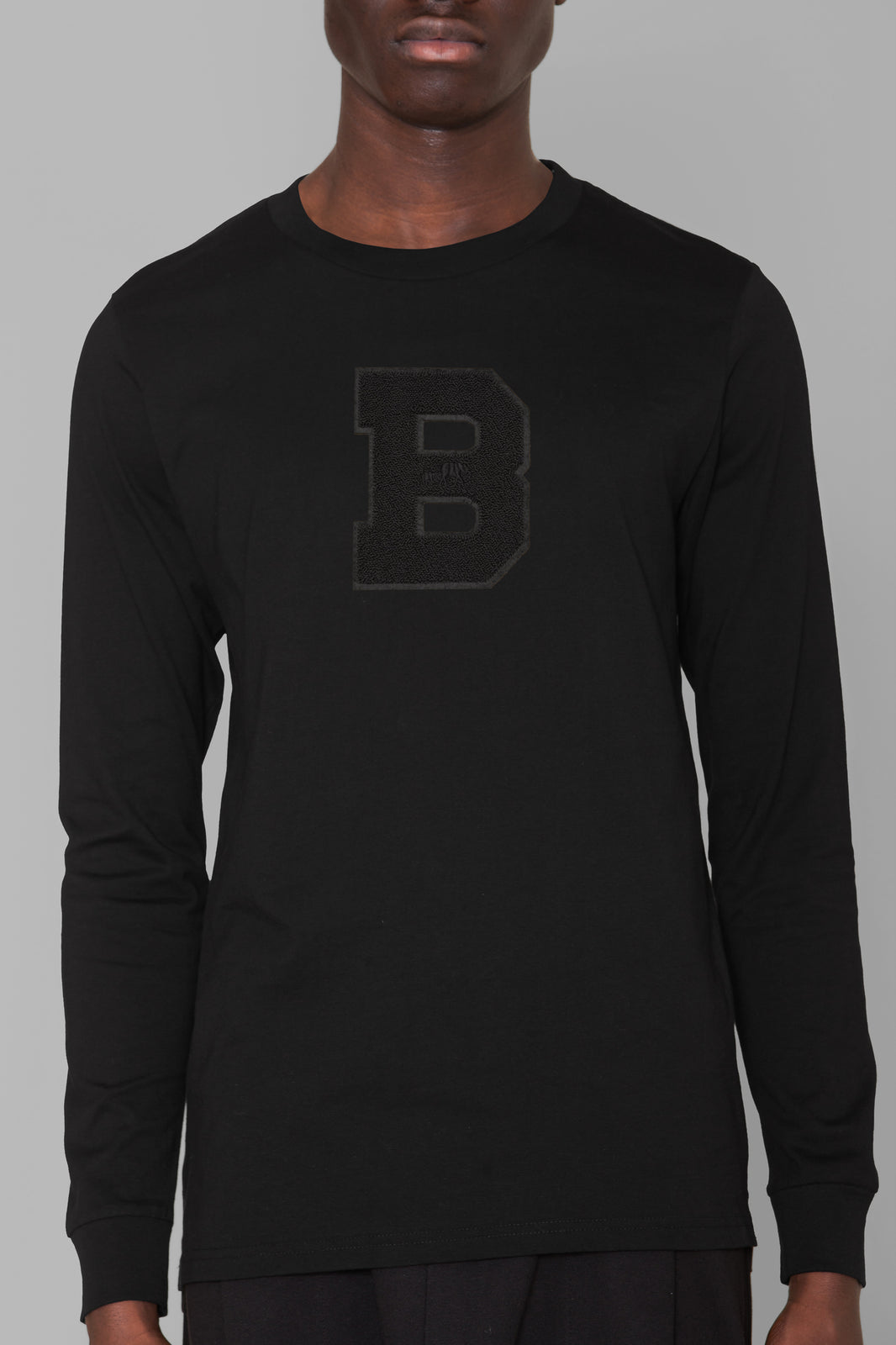 (Pre-Order) Classic Chenille B L/S Tee (Black)