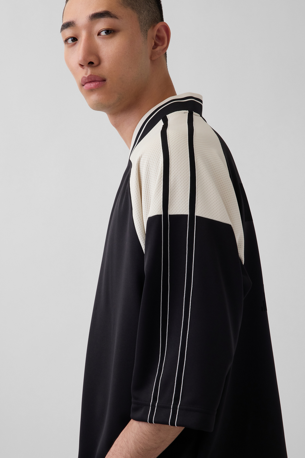 OuiGap Oversized Logo Jersey