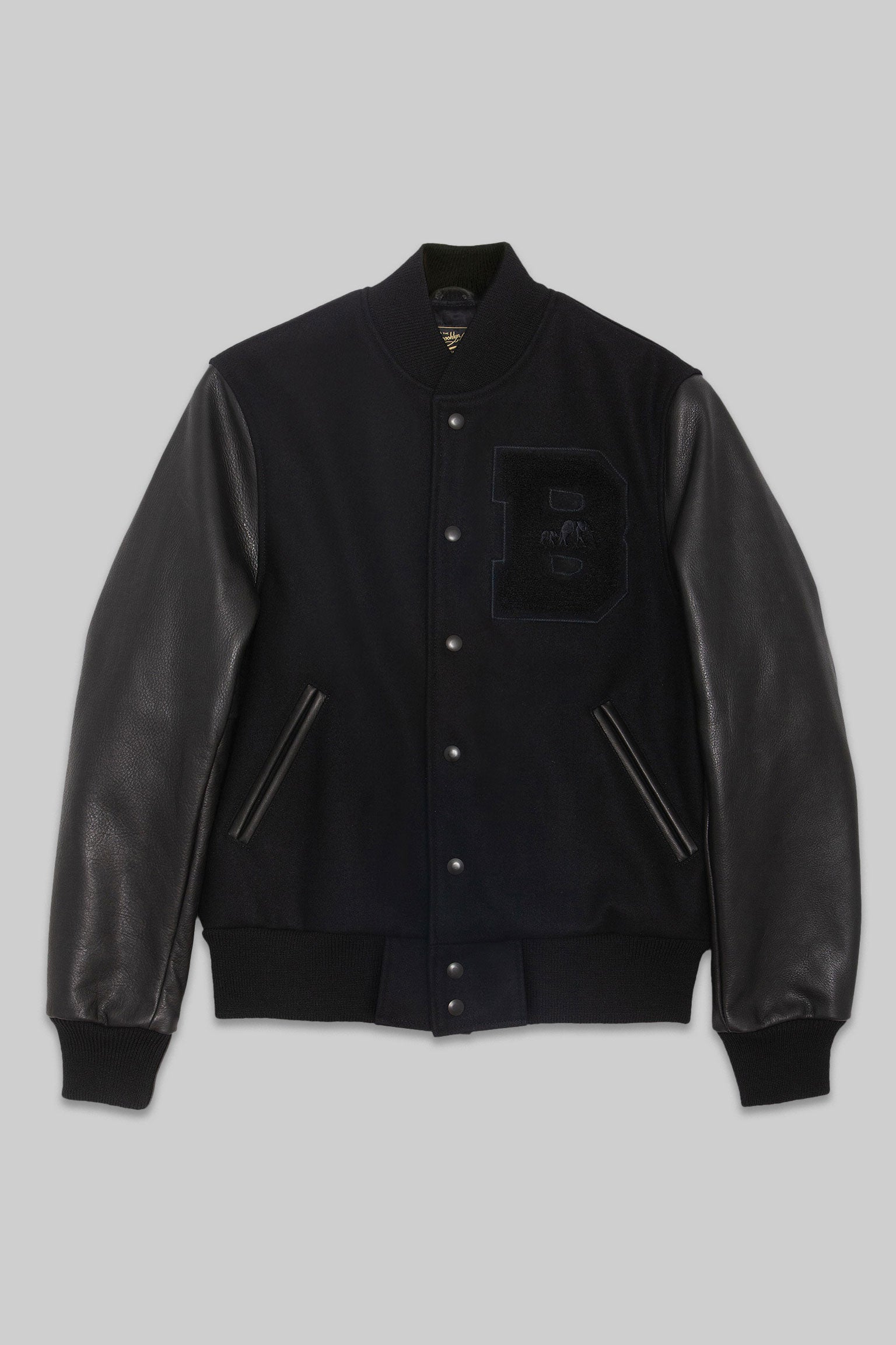 (yc)) BROOKLYN CIRCUS スタジャン The BKc Classic Triple Black Varsity – The Brooklyn Circus